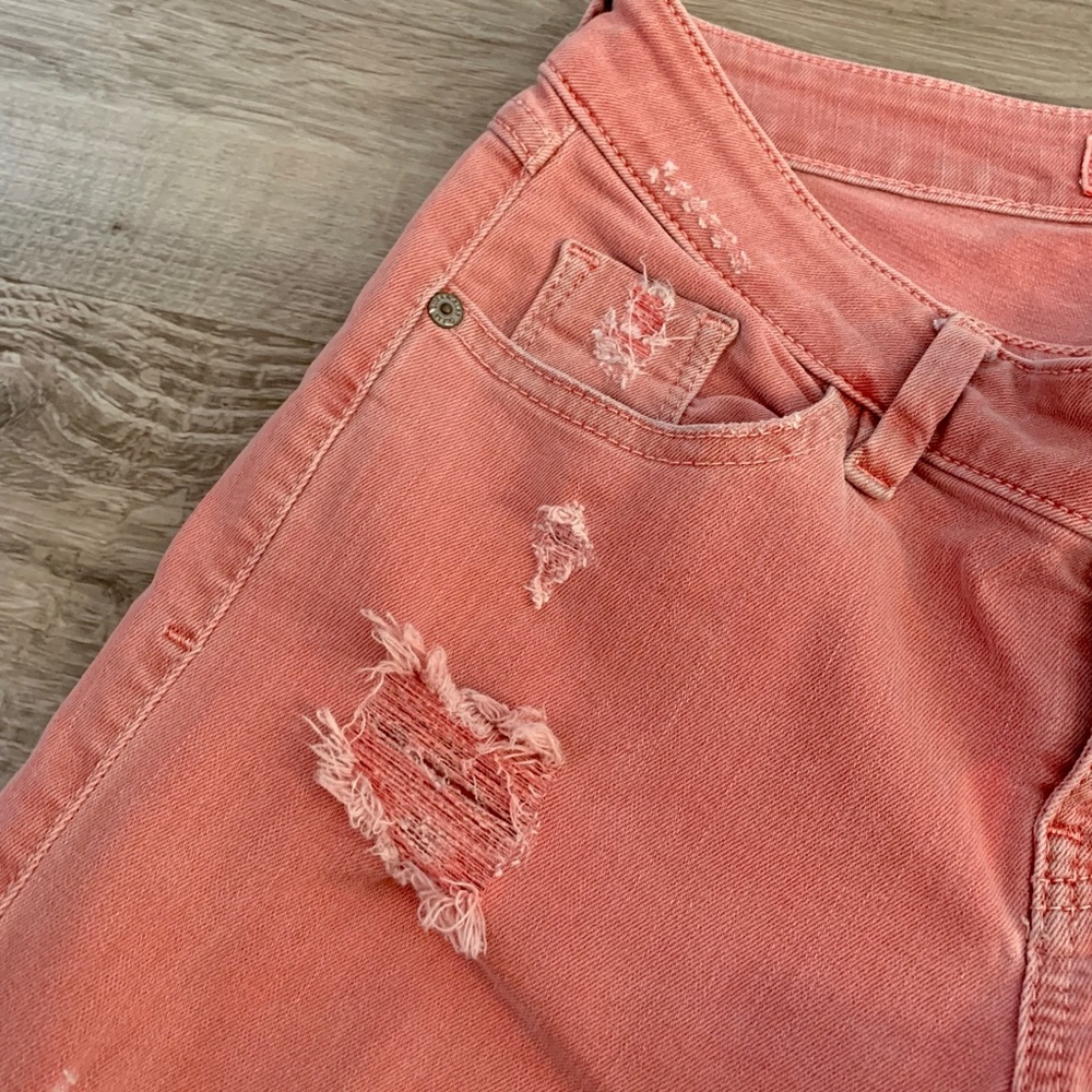 Guess - Distressed Jeans - Picture 3 of 7
